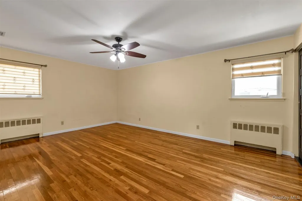 830 Pepperidge Road Westbury NY 11590