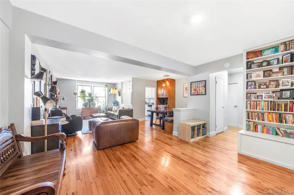 282 E 35th Street Brooklyn NY 11203