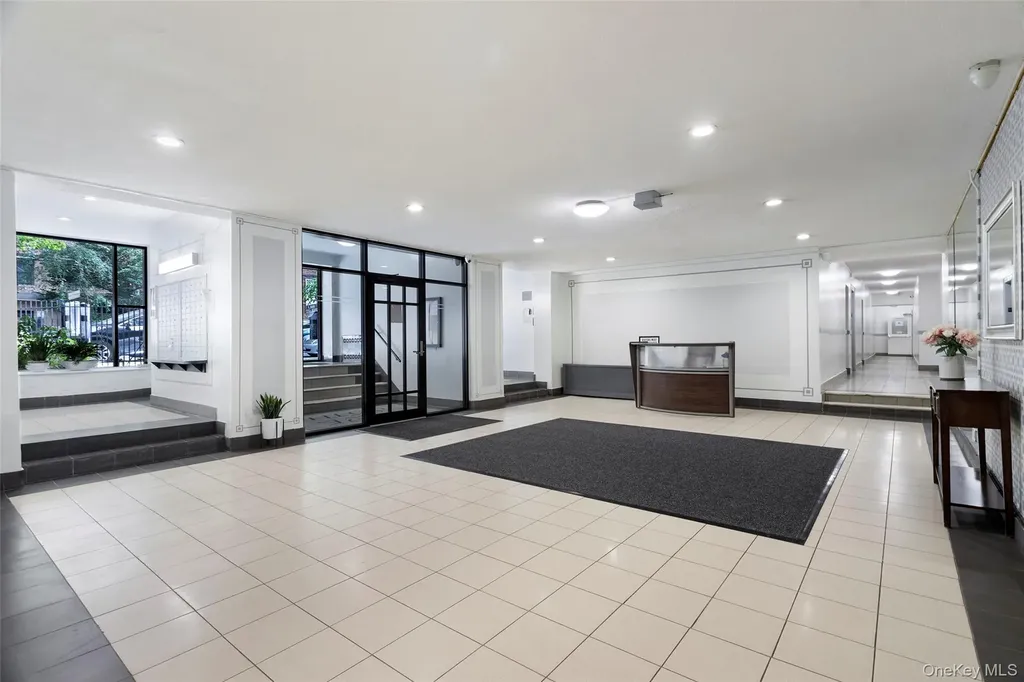 282 E 35th Street Brooklyn NY 11203