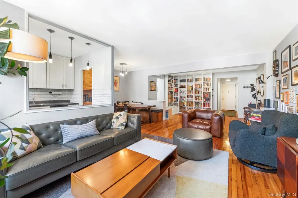 282 E 35th Street Brooklyn NY 11203