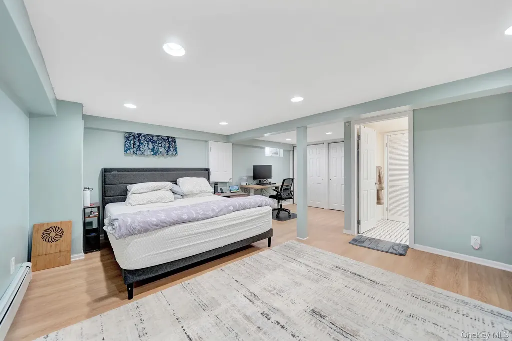 4 Cecil Place Hicksville NY 11801