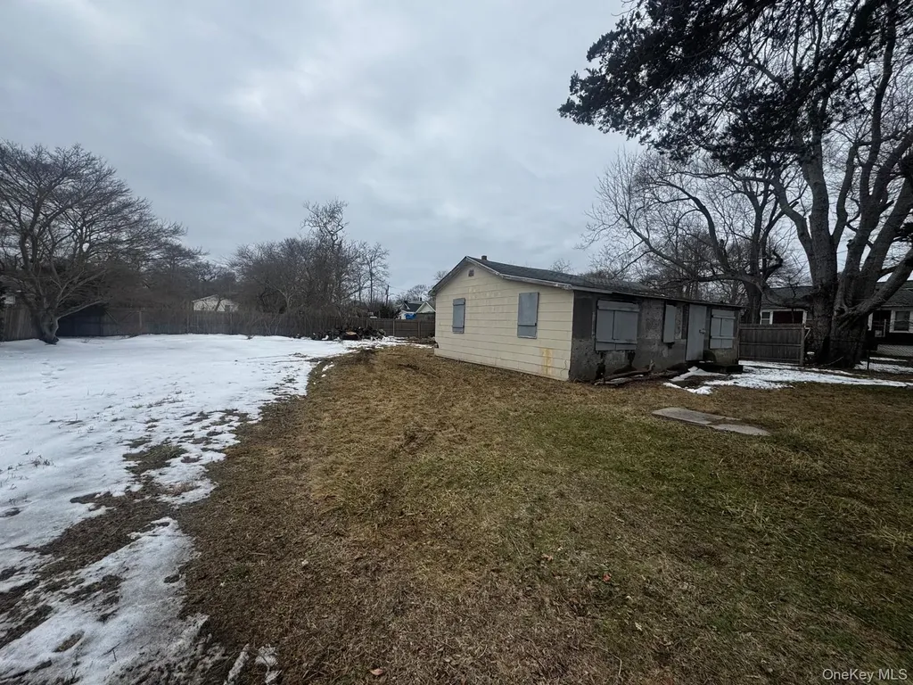 72 Diana Drive Mastic Beach NY 11951