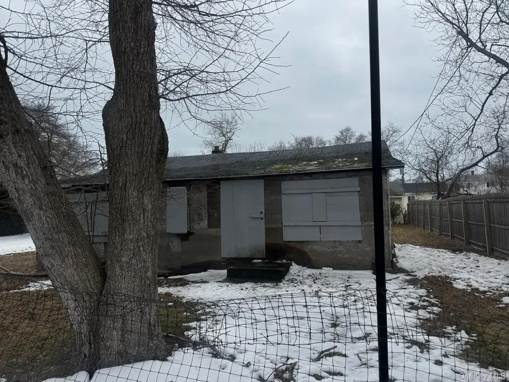 72 Diana Drive Mastic Beach NY 11951