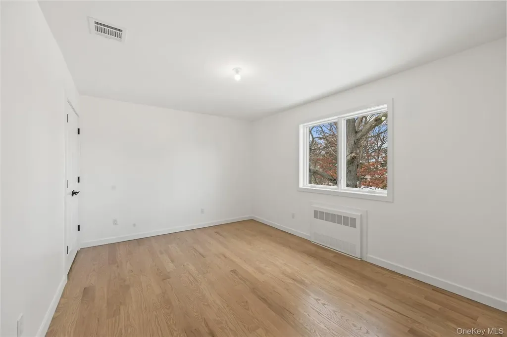 105 N Cole Avenue Spring Valley NY 10977