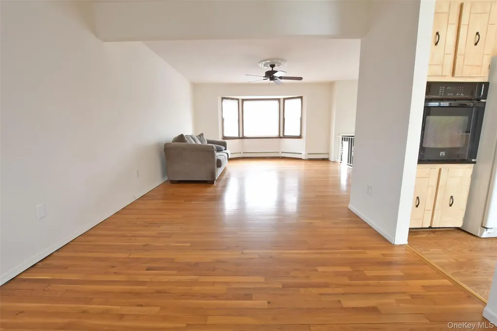 205 Connetquot Road Oakdale NY 11769