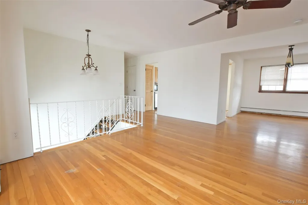205 Connetquot Road Oakdale NY 11769