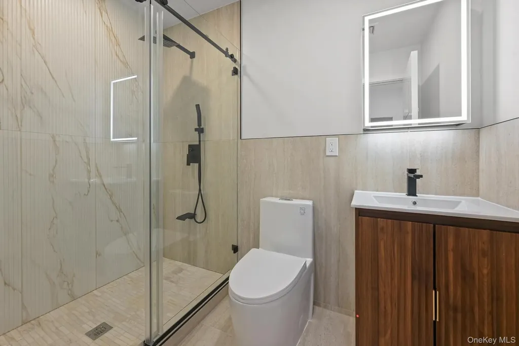 14 Hoover Lane Bethpage NY 11714