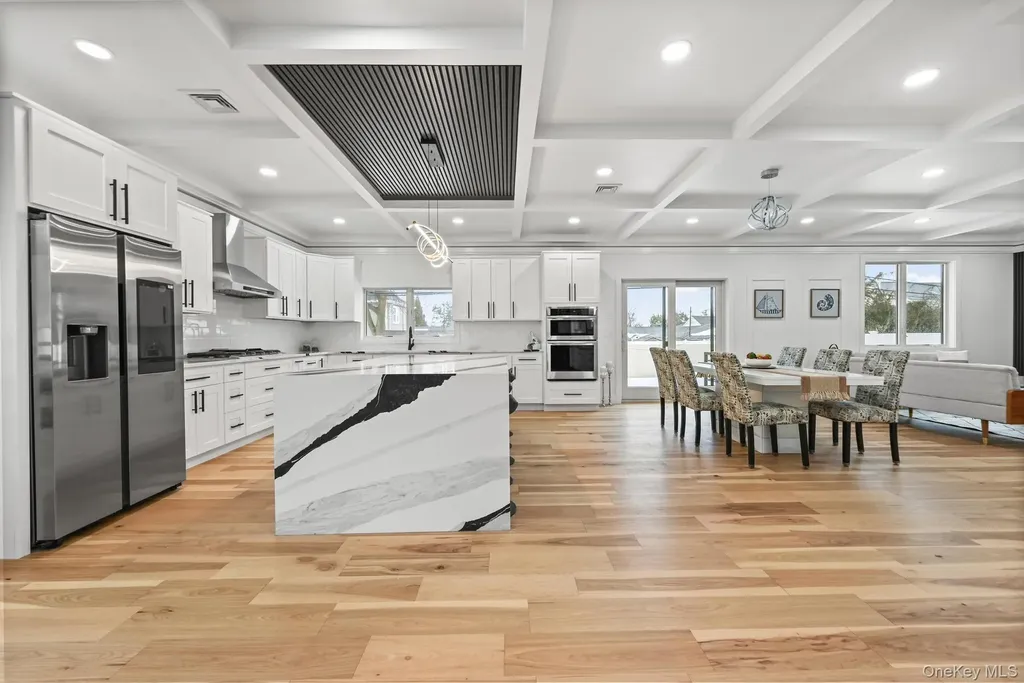 14 Hoover Lane Bethpage NY 11714