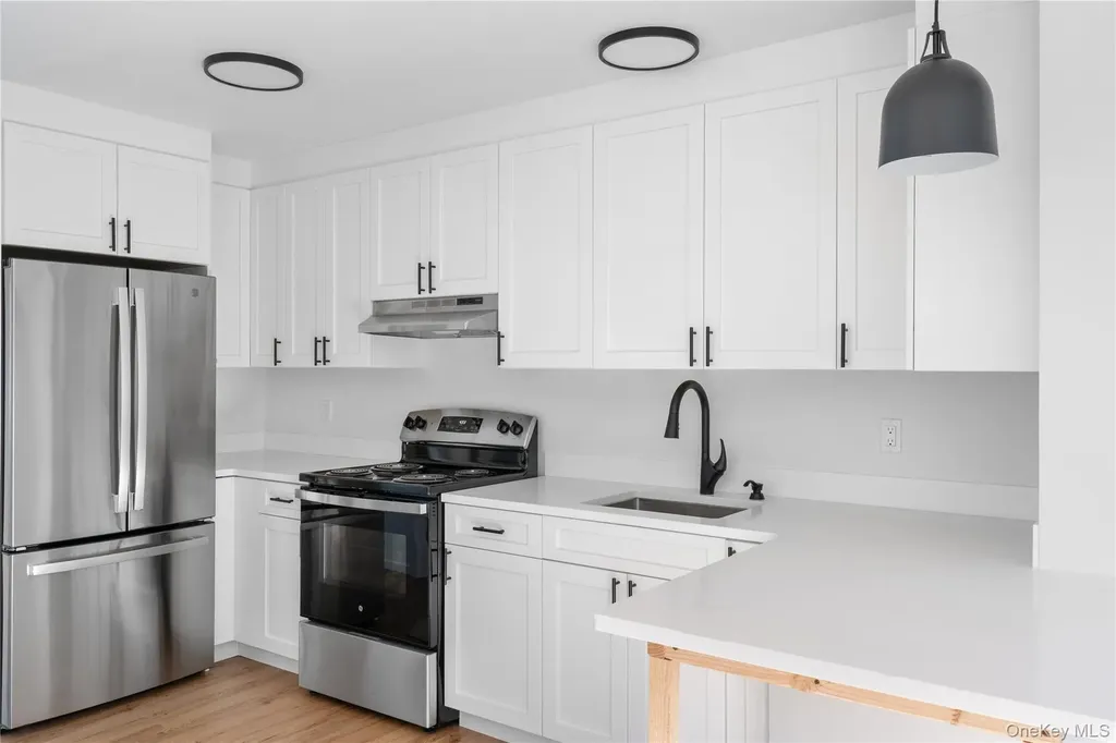 20 Mortimer Street Westhampton NY 11978