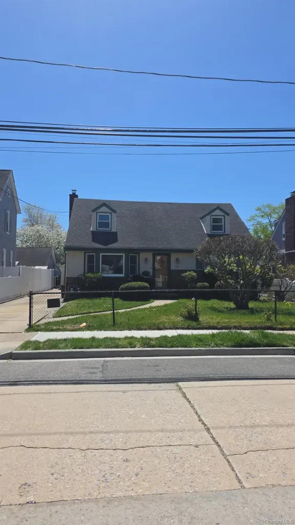 44 Jefferson Avenue Lynbrook NY 11563