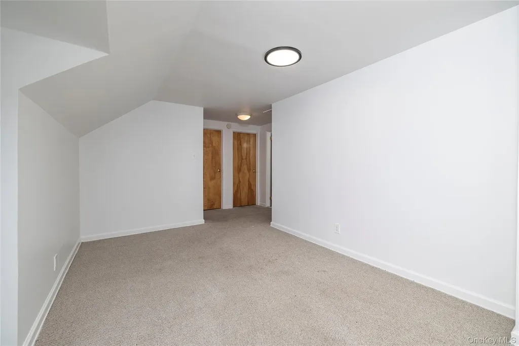 44 Jefferson Avenue Lynbrook NY 11563