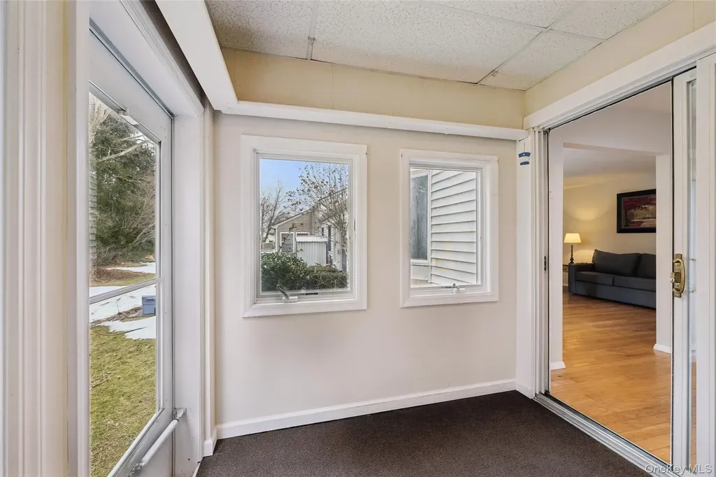 25 Freemont Lane Coram NY 11727