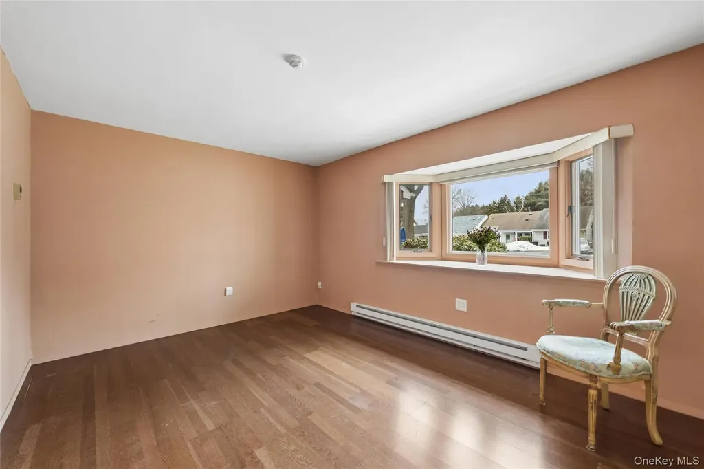 25 Freemont Lane Coram NY 11727