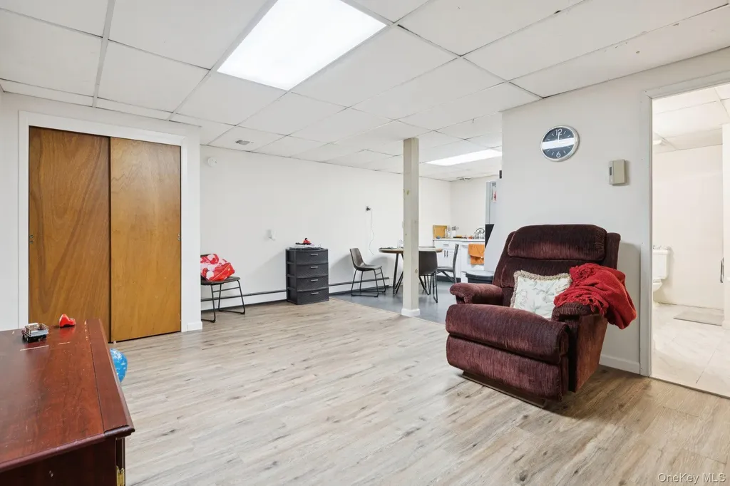 135 5th Avenue Kings Park NY 11754