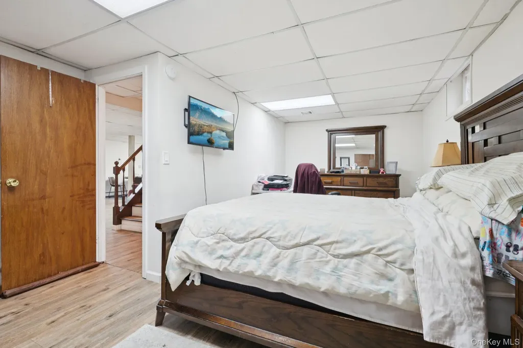 135 5th Avenue Kings Park NY 11754