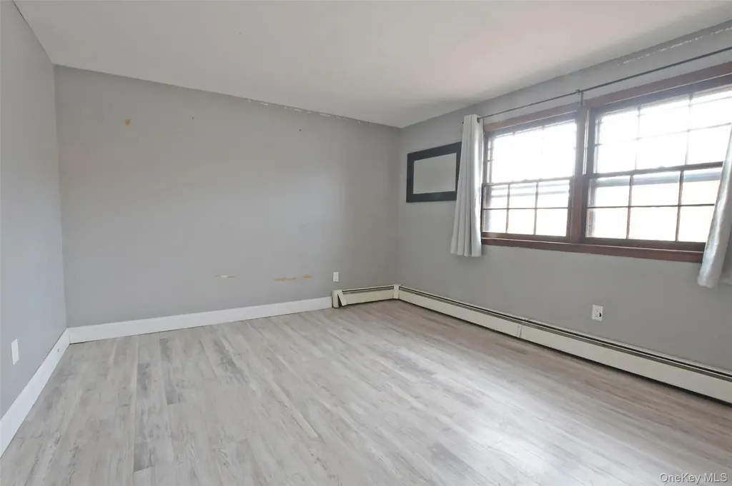 205 Connetquot Road Oakdale NY 11769