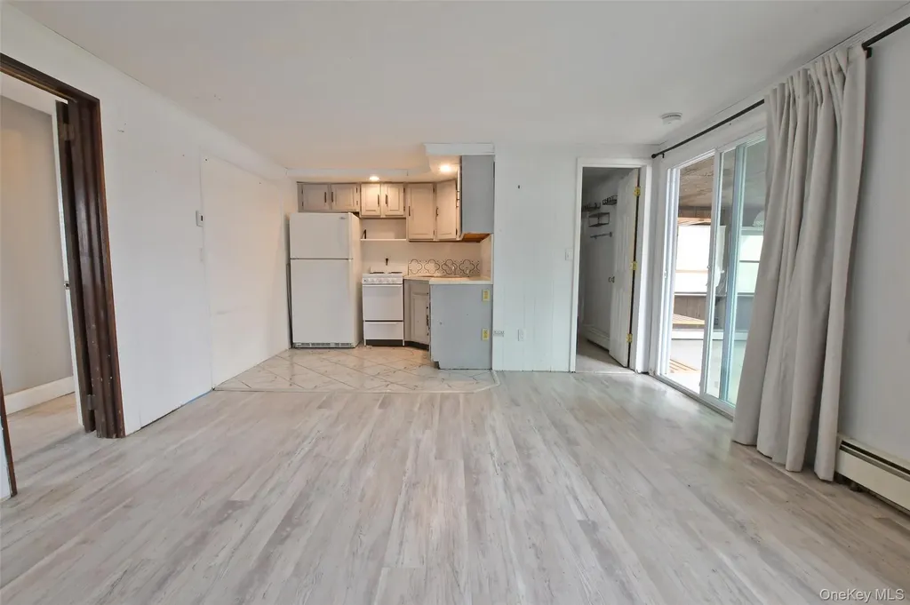 205 Connetquot Road Oakdale NY 11769