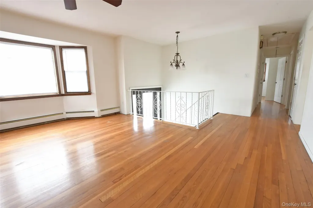205 Connetquot Road Oakdale NY 11769