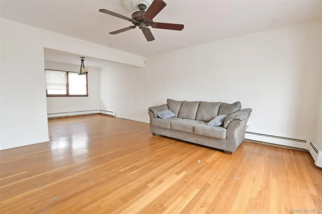 205 Connetquot Road Oakdale NY 11769