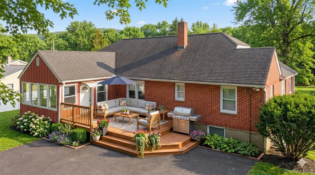 31 Hudson Street Chester NY 10918