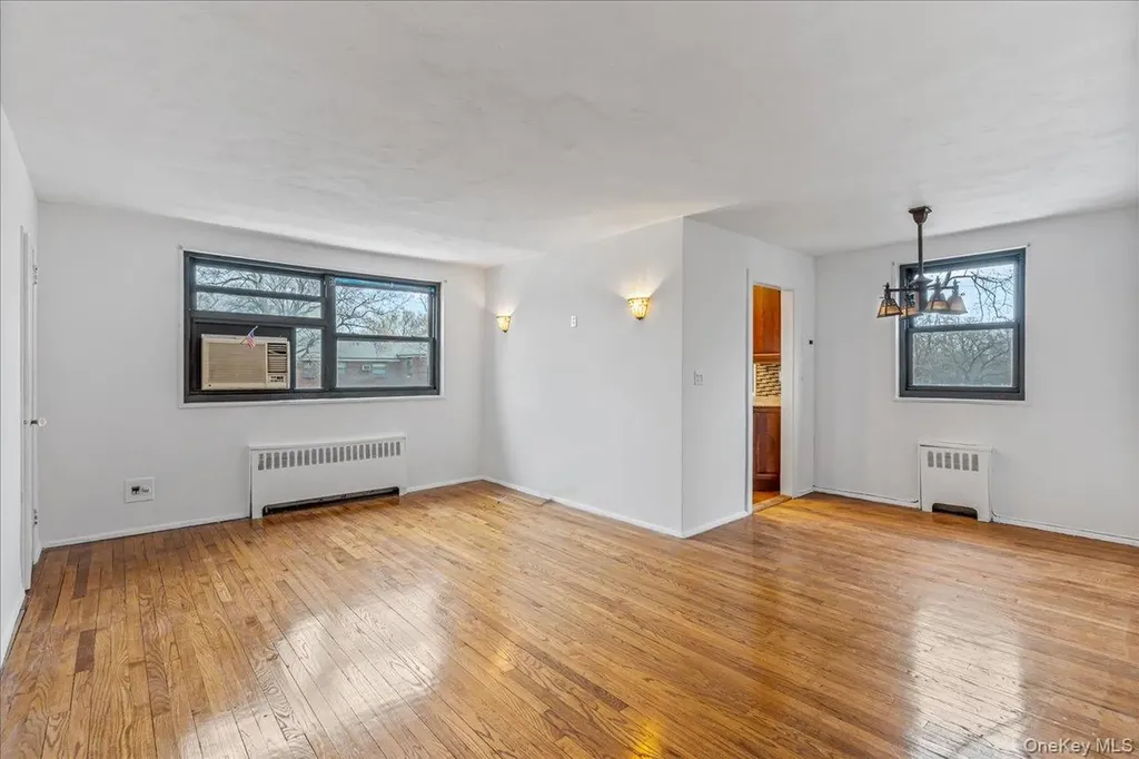 199-18 19th Avenue Whitestone NY 11357