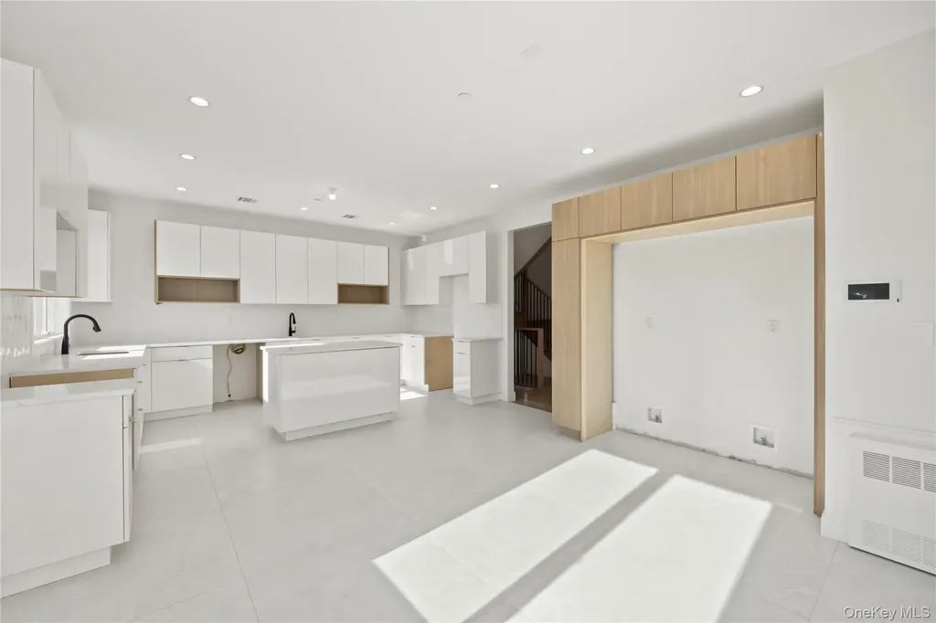 1 Manor Drive Monsey NY 10952