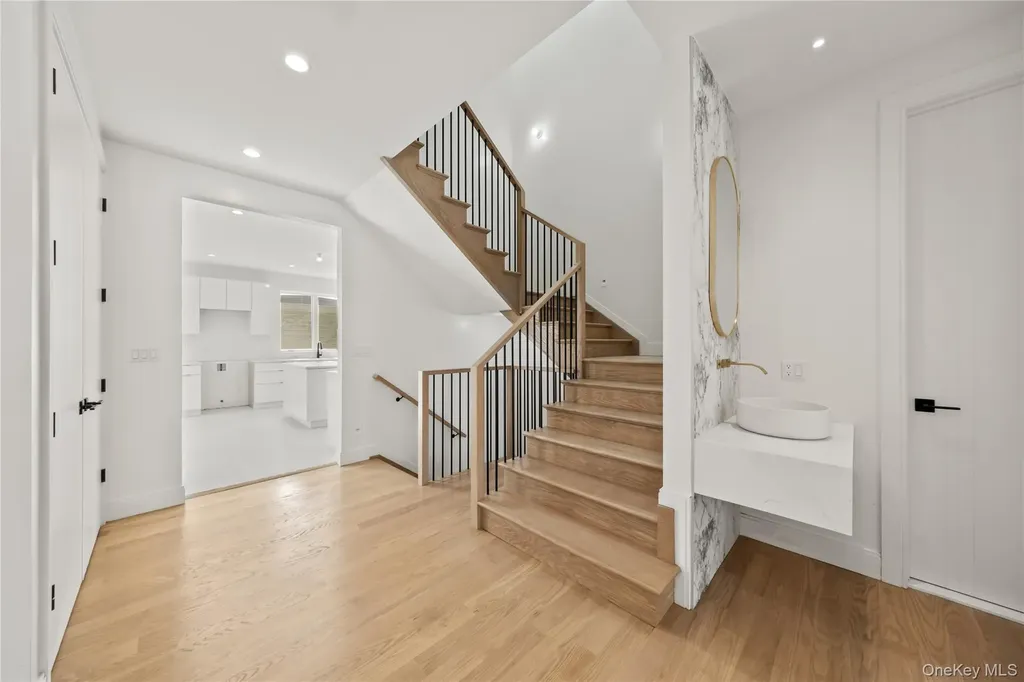 1 Manor Drive Monsey NY 10952