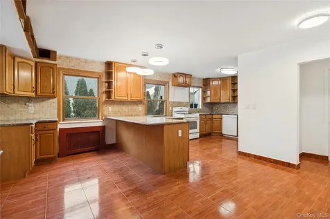 6015 Independence Avenue Bronx NY 10471