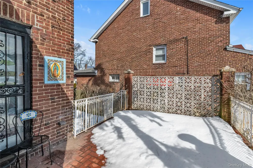 14610 13th Avenue Whitestone NY 11357