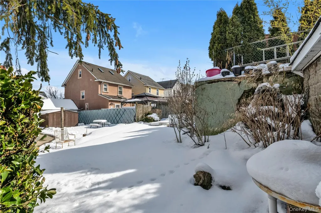 14610 13th Avenue Whitestone NY 11357