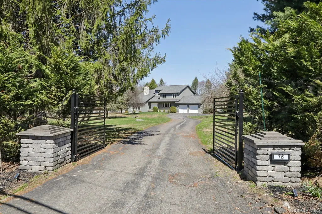 76 Waterbury Road Warwick NY 10990