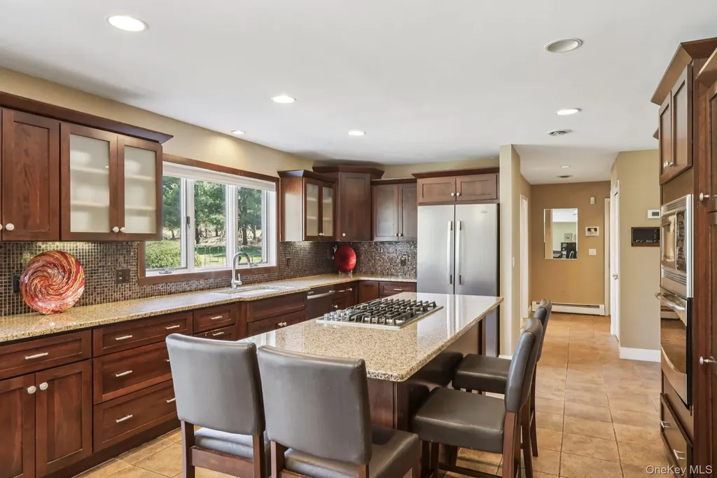 76 Waterbury Road Warwick NY 10990