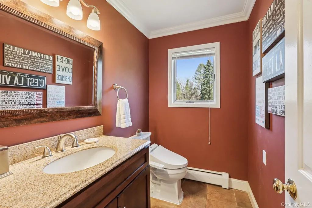 76 Waterbury Road Warwick NY 10990