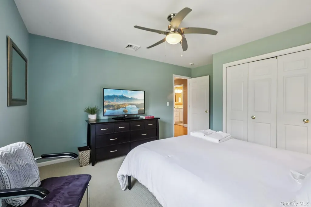 76 Waterbury Road Warwick NY 10990
