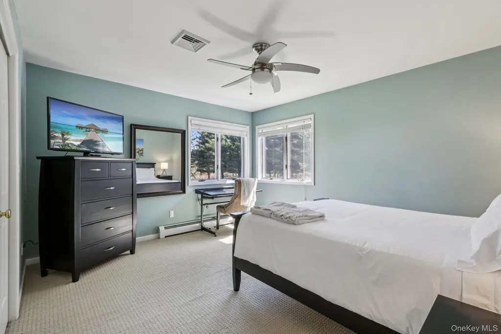 76 Waterbury Road Warwick NY 10990