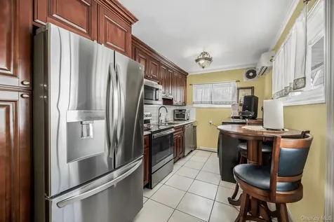 90 Mountaindale Road Yonkers NY 10710