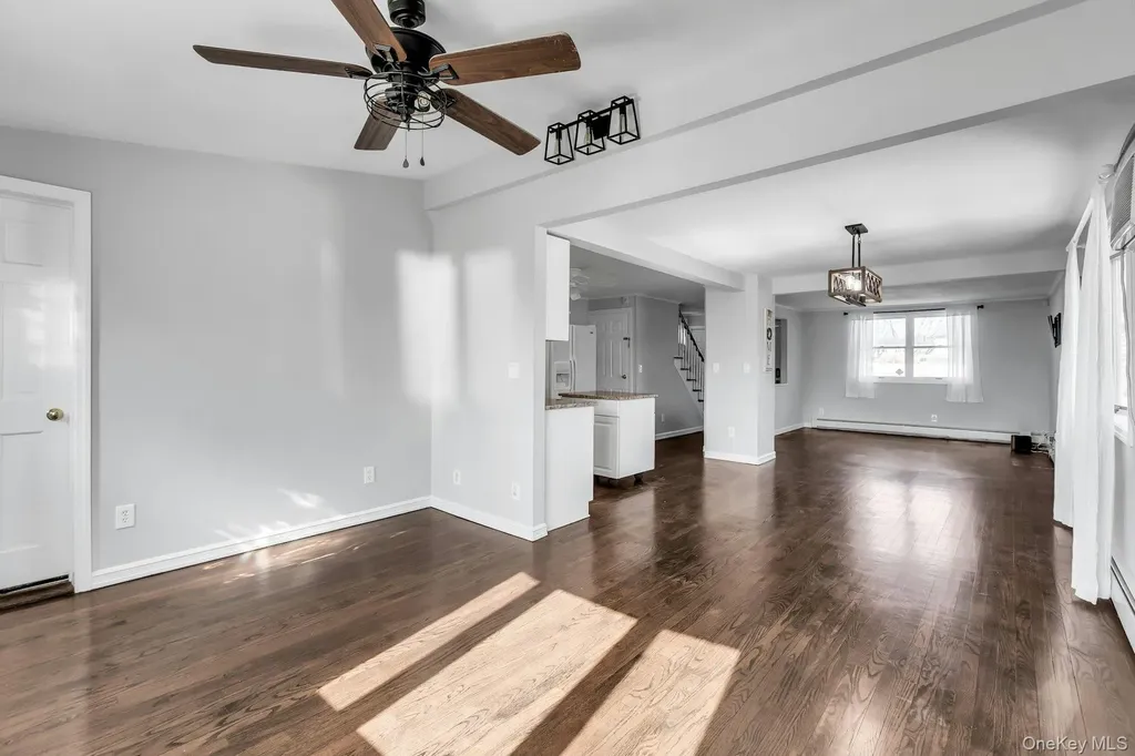 48 E Madison Street East Islip NY 11730