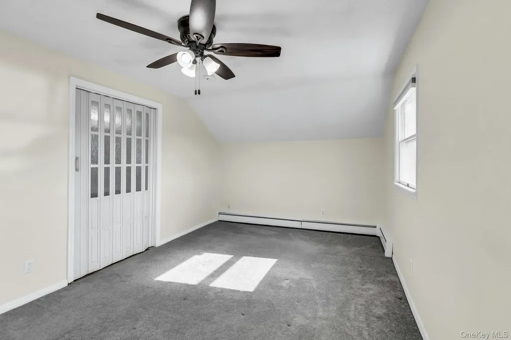 48 E Madison Street East Islip NY 11730