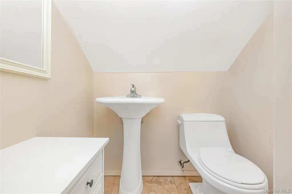 161 Irving Avenue North Babylon NY 11703