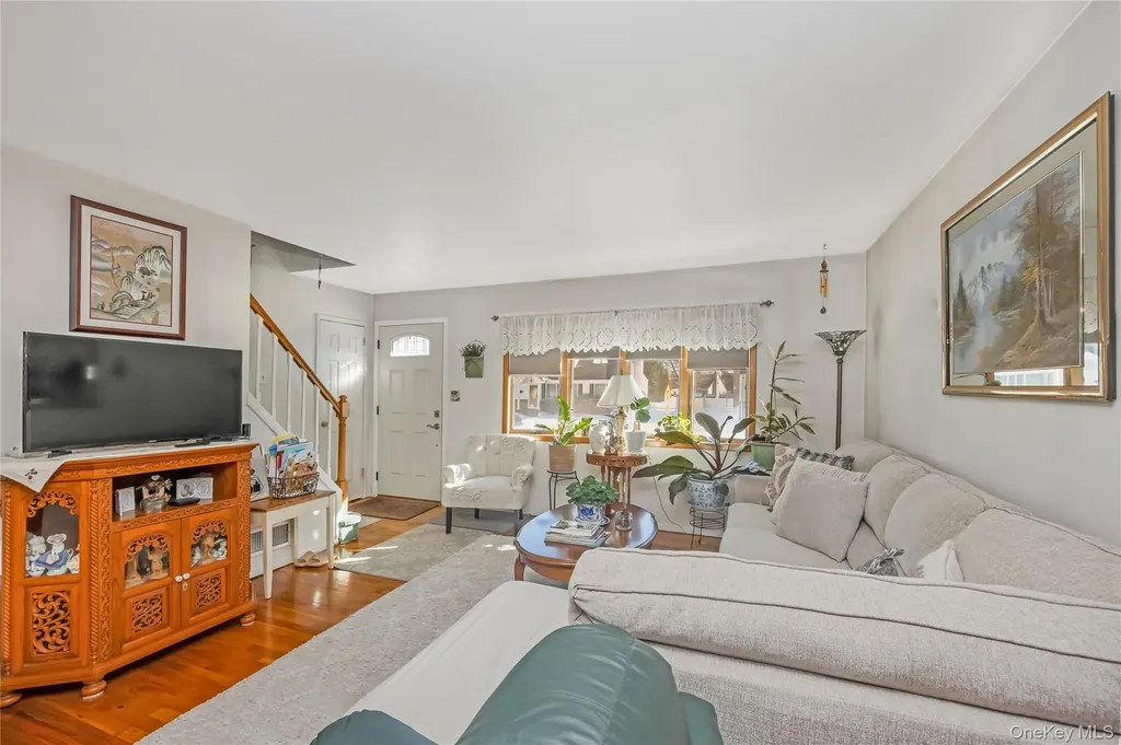 161 Irving Avenue North Babylon NY 11703