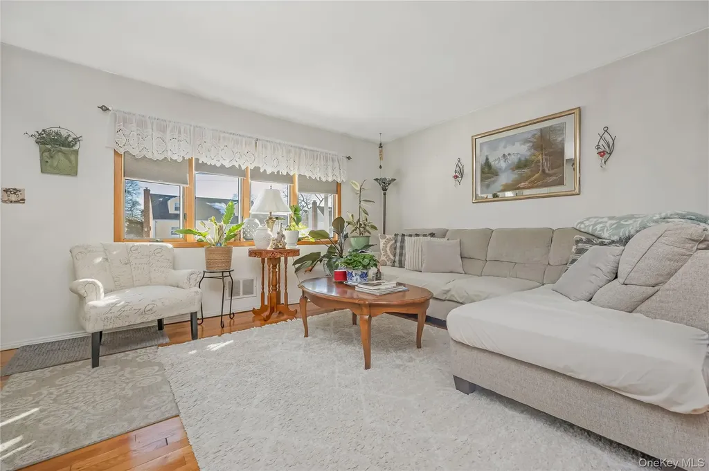 161 Irving Avenue North Babylon NY 11703