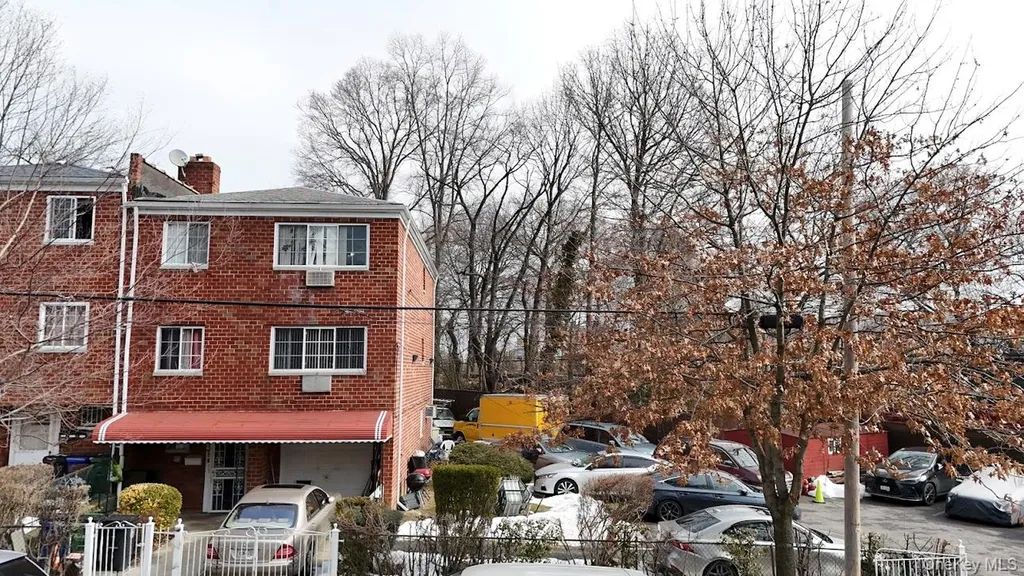 3302 Wickham Avenue Bronx NY 10469