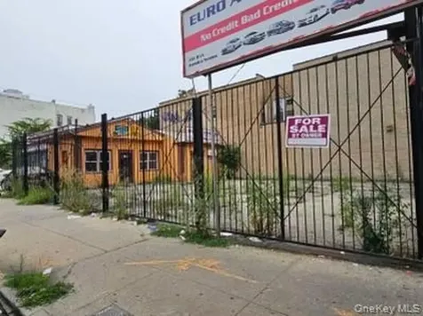 101-01 Jamaica Avenue South Ozone Park NY 11418