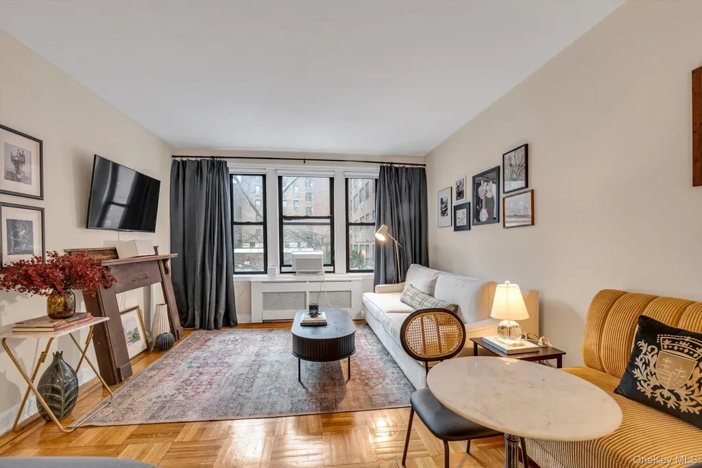8380 118th Street Kew Gardens NY 11415