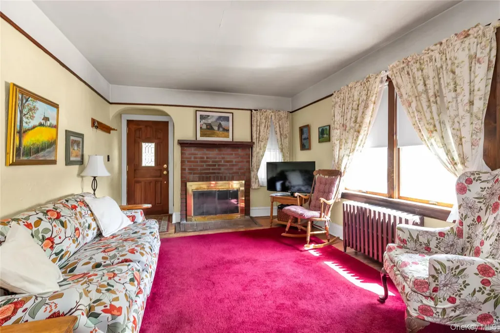 70 Lyon Place Lynbrook NY 11563