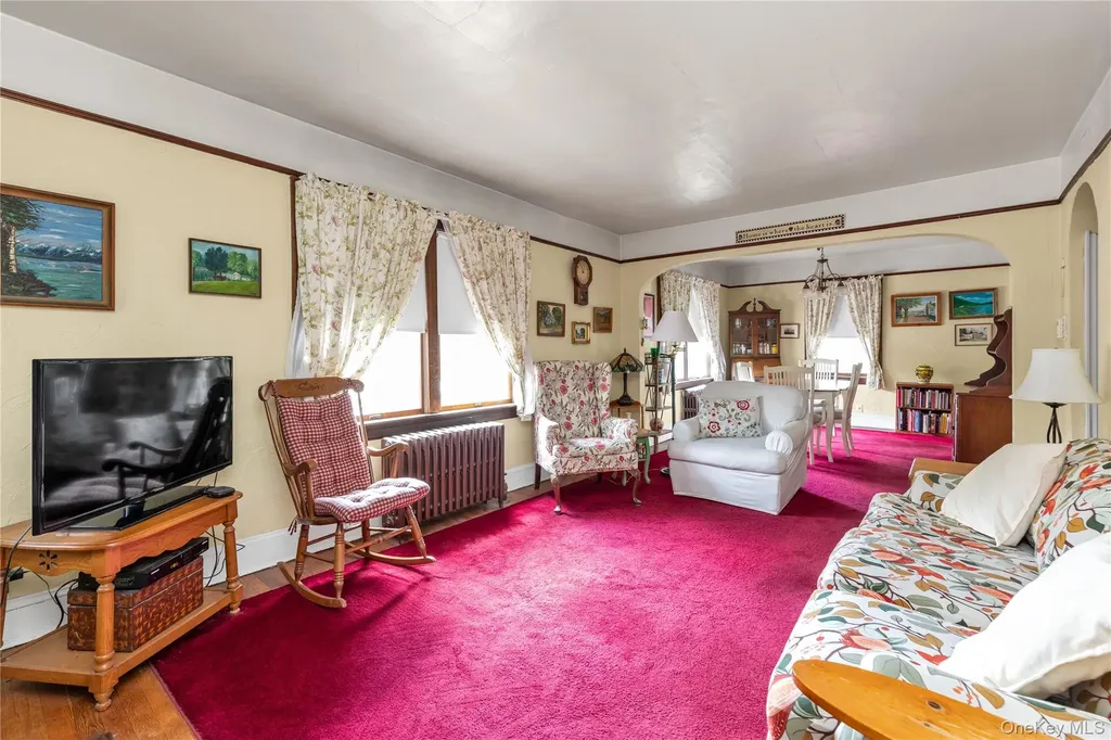 70 Lyon Place Lynbrook NY 11563