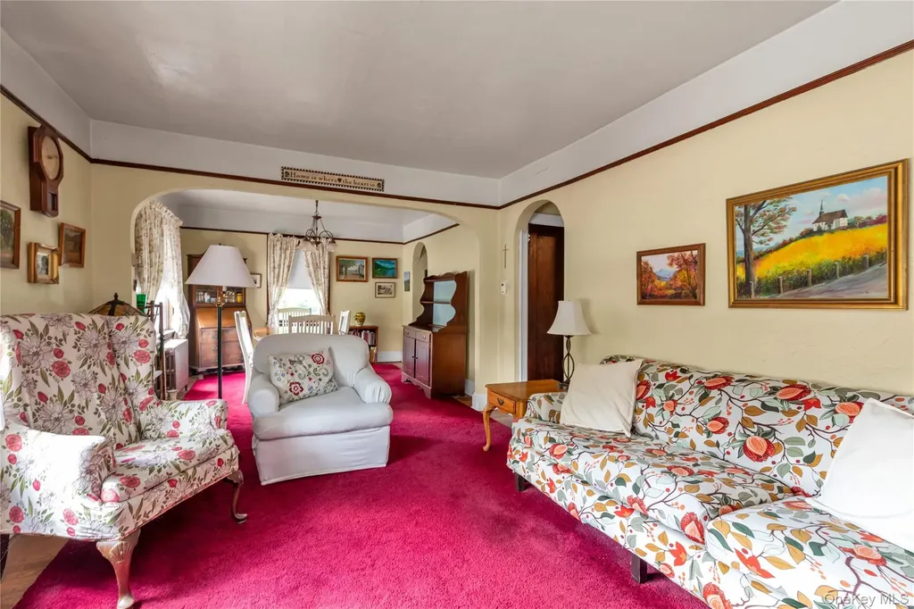 70 Lyon Place Lynbrook NY 11563