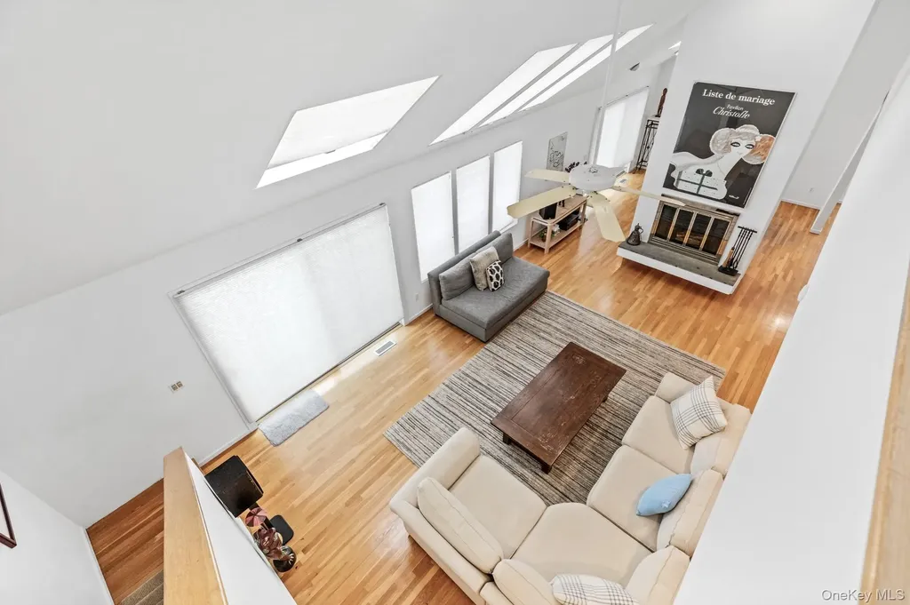 34 Park Circle Quogue NY 11959