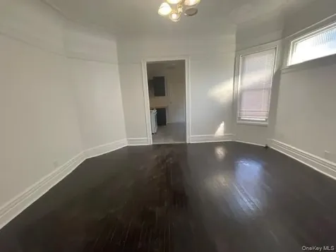 257 S 2nd Avenue Mount Vernon NY 10550