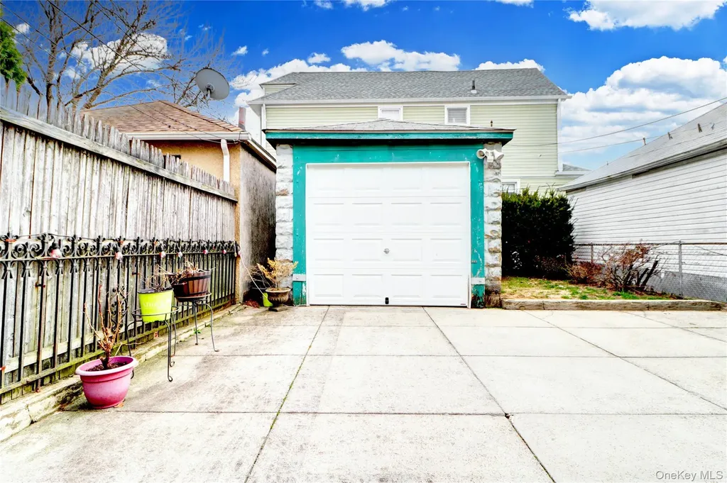 8018 64th Lane Glendale NY 11385
